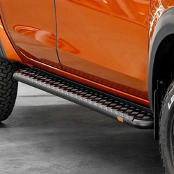 SIDE STEPS - Mitsubishi Triton MR D/Cab Ute (11/2018-23) - Side Rail Compatible