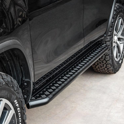 SIDE STEPS - Toyota Fortuner GUN156R SUV (8/2015-5/2018) - Side Rail Compatible
